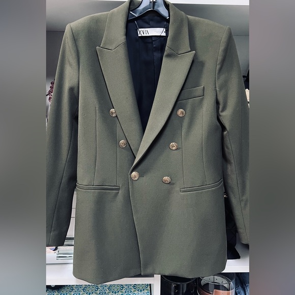 Zara Olive Green Blazer with Gold Buttons - Picture 2 of 7